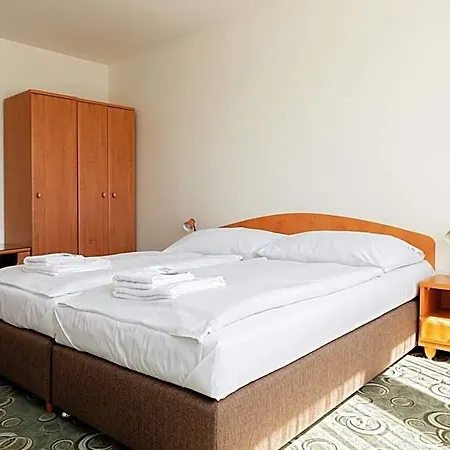 Slezan Hotel