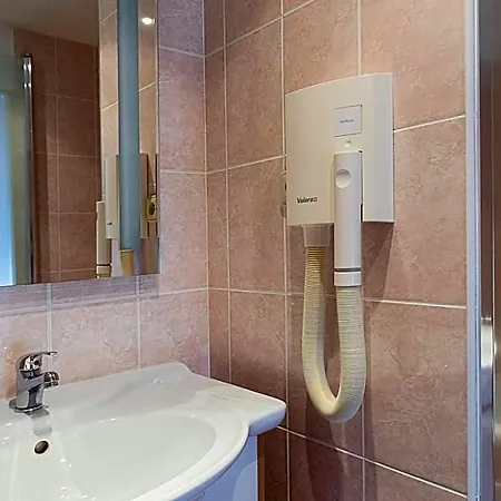 Slezan Hotel 3*