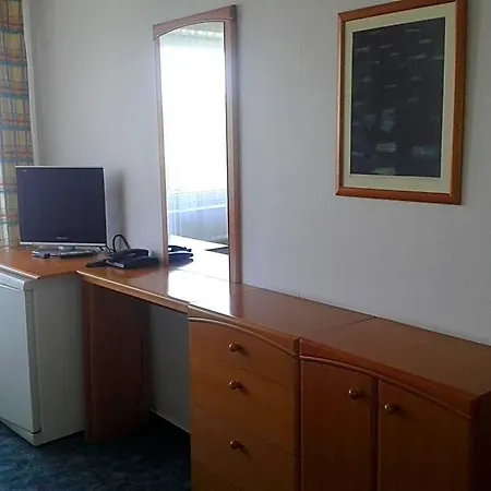 Slezan Hotel